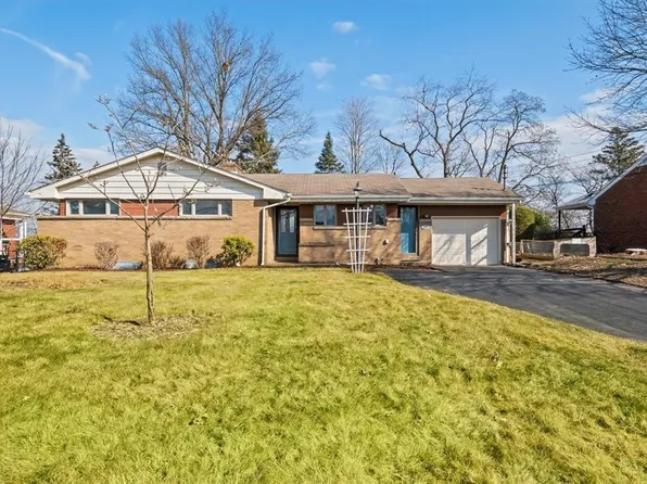 409 Amherst Ave, Coraopolis, PA 15108