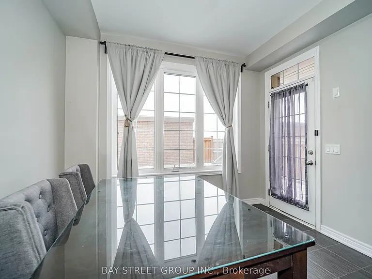 7 Gordon Landon Dr — Photo 20