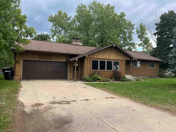128 S Kenwood St, Adams, WI 53910