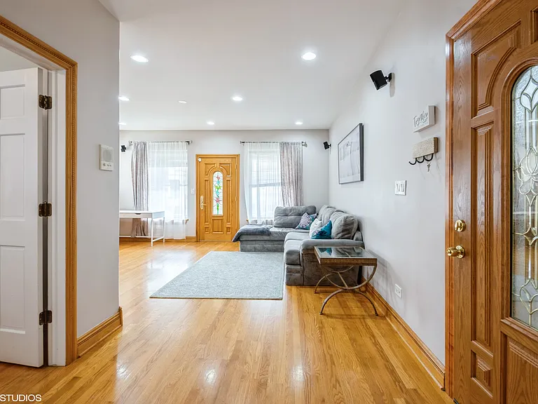 3220 W Cortez St #1 — Photo 2