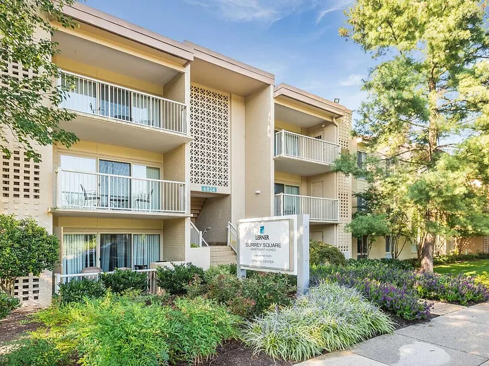 Lerner Surrey Square