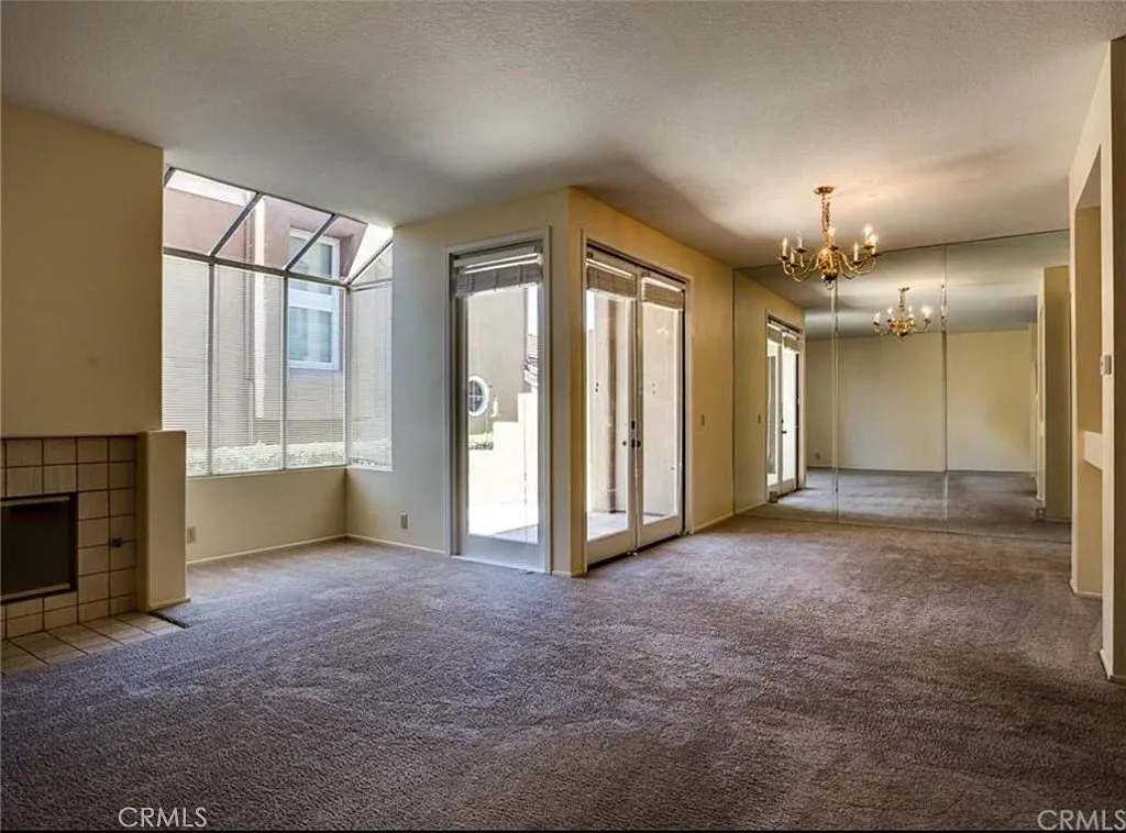 3 bed, 1983 sqft, $5,200 — Photo 4