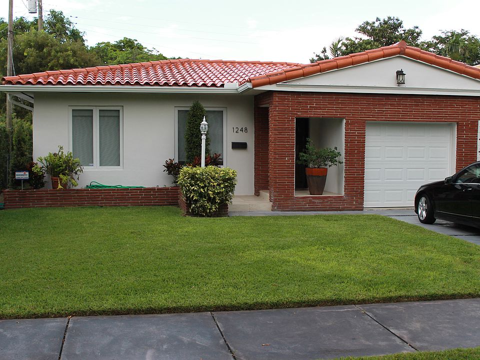 Front of House 4+ years ago