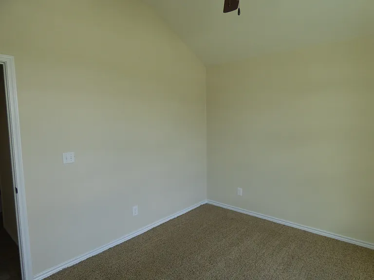 2007 Lindsey Dr — Photo 18