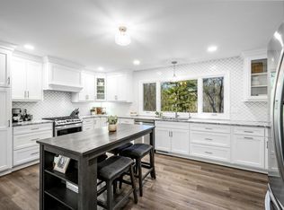 469 Welsh Hills Rd NE, Granville, OH 43023