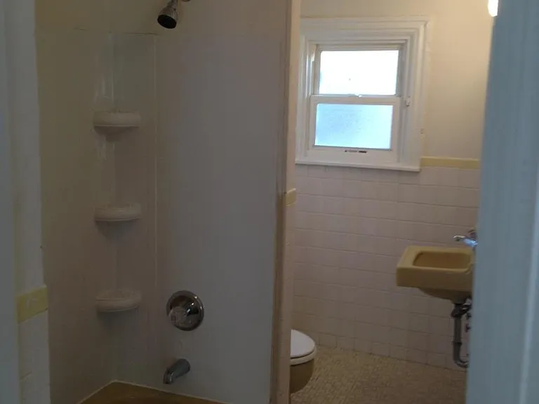 47 W Barber Ave #B — Photo 6