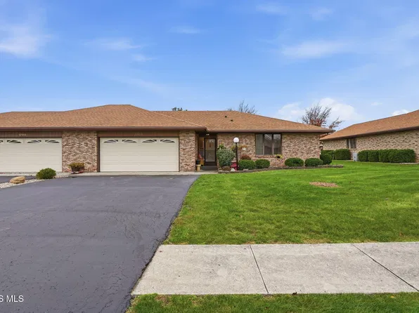 1704 Pebblestone Dr, Findlay, OH 45840