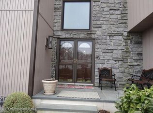 5 High Ridge Rd, Ocean, NJ 07712