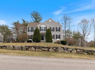 41 Hawk Dr, Salem, NH 03079