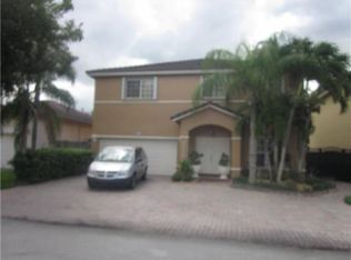 7736 NW 193rd Ter, Hialeah, FL 33015