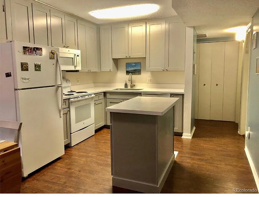 Building Photo - 5110 Williams Fork Trl #211