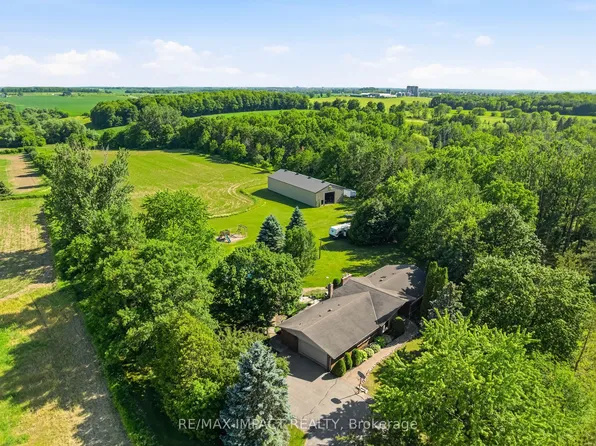 1597 Concession St E #7, Clarington, ON L1C 5Z7