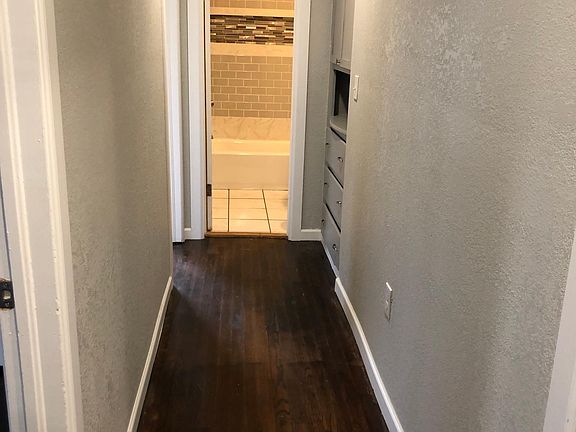 3rd image of 1542 NE 42nd St #1542