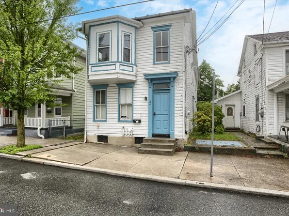 154 S Baltimore St, Dillsburg, PA 17019