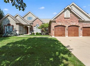 1106 Ridgeway Meadow Dr, Ballwin, MO 63021