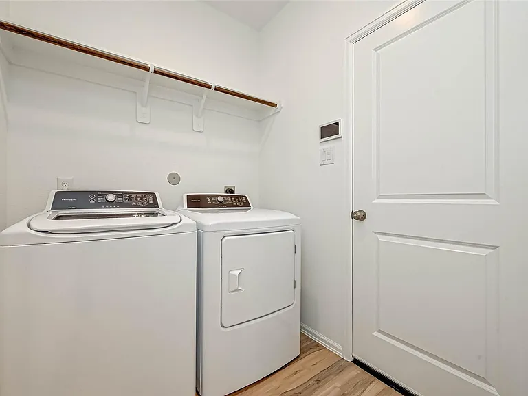 21343 Bering Reach Dr — Photo 25