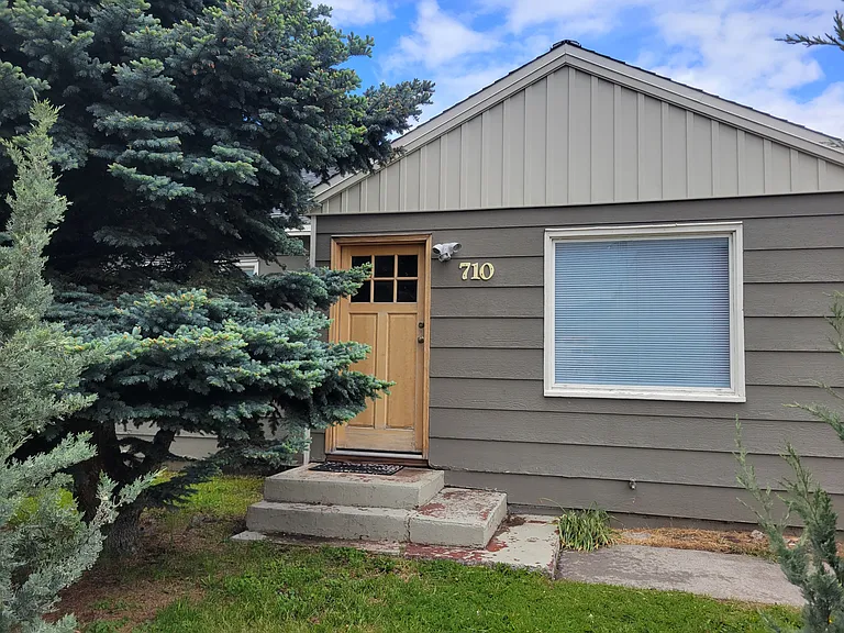 710 Mount Ave — Photo 10