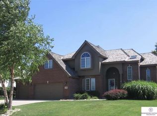 2709 N 157th St, Omaha, NE 68116