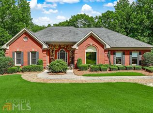 3321 Haddon Hall Dr, Buford, GA 30519