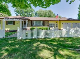 1310 40th Ave, Menominee, MI 49858