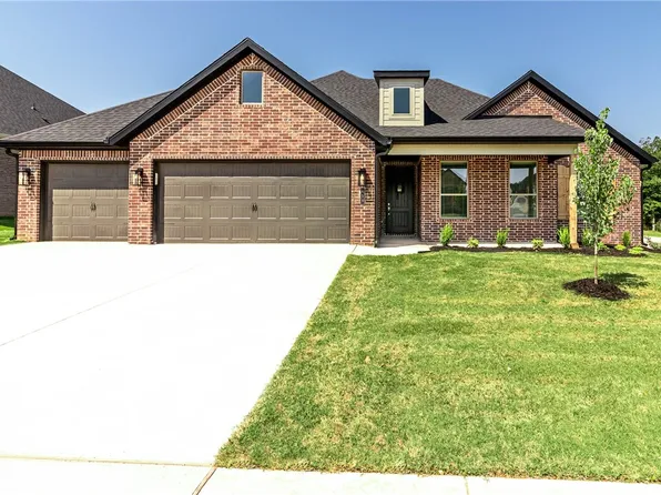 459 Casella St, Springdale, AR 72762