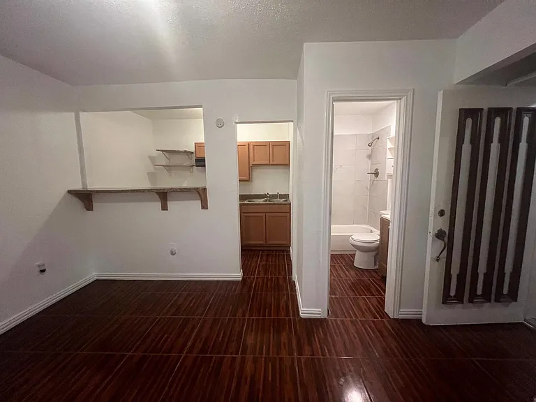 6004 Pinto Cir — Photo 13