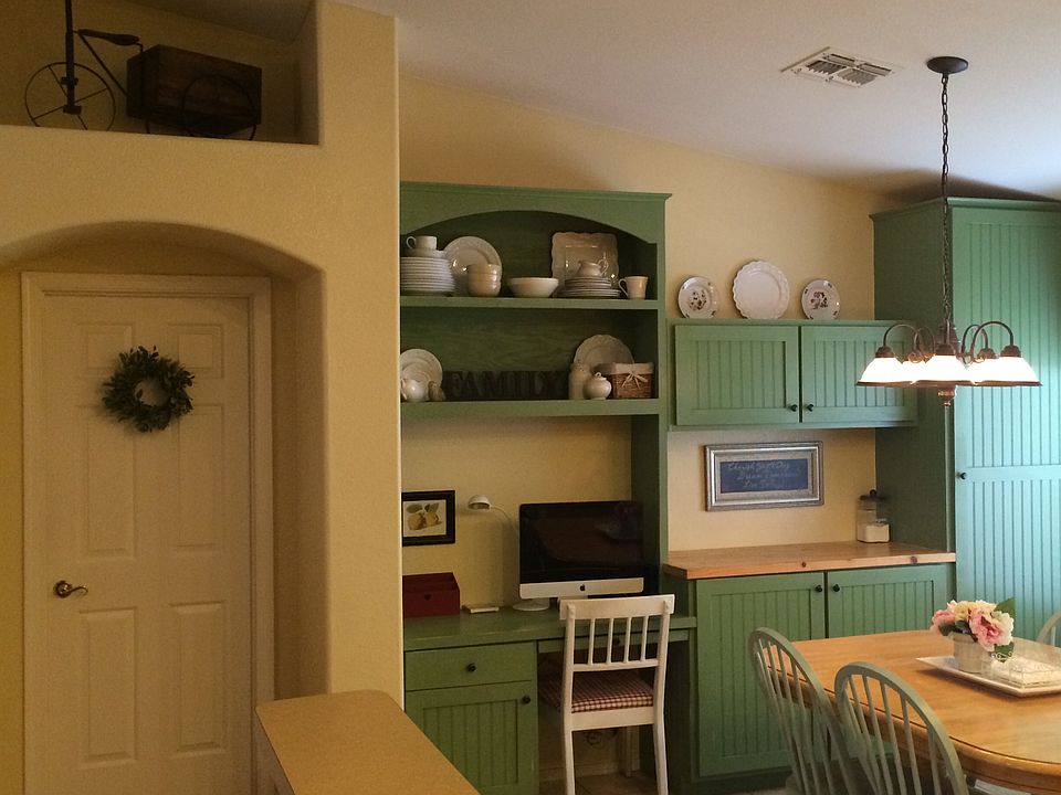 Eat-in kitchen & Master door