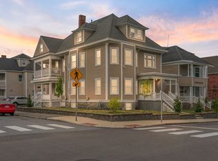 21-23 Bigelow St, Lawrence, MA 01843