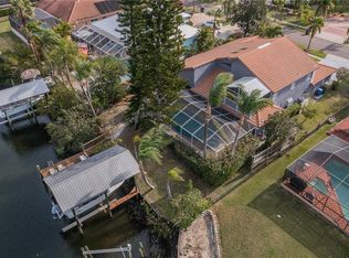 6604 Seabird Way, Apollo Beach, FL 33572