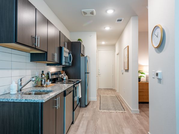 6020 S 1st St #229