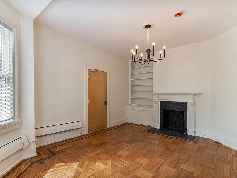 169 Waterman St #2 — Photo 4