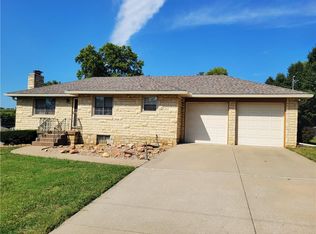 7032 Lathrop Ave, Kansas City, KS 66109