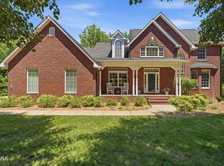 415 Ridge Point Ct, Piney Flats, TN 37686