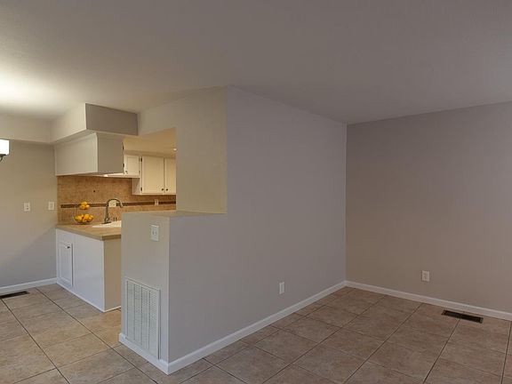 3rd image of 16764 San Luis Way