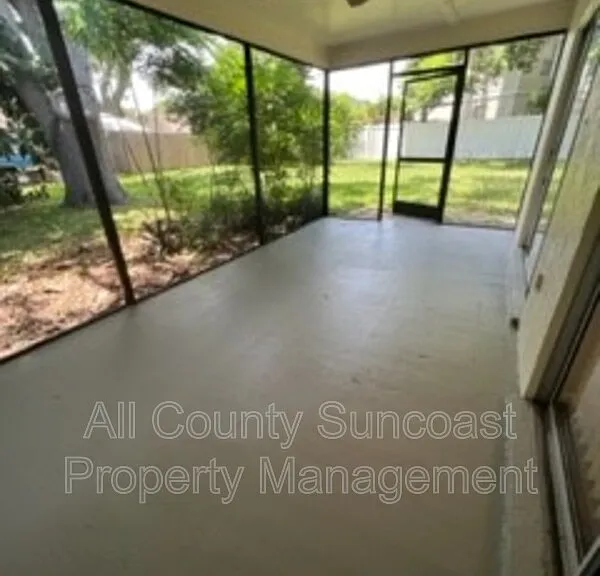 2925 Pinellas Point Dr S — Photo 16
