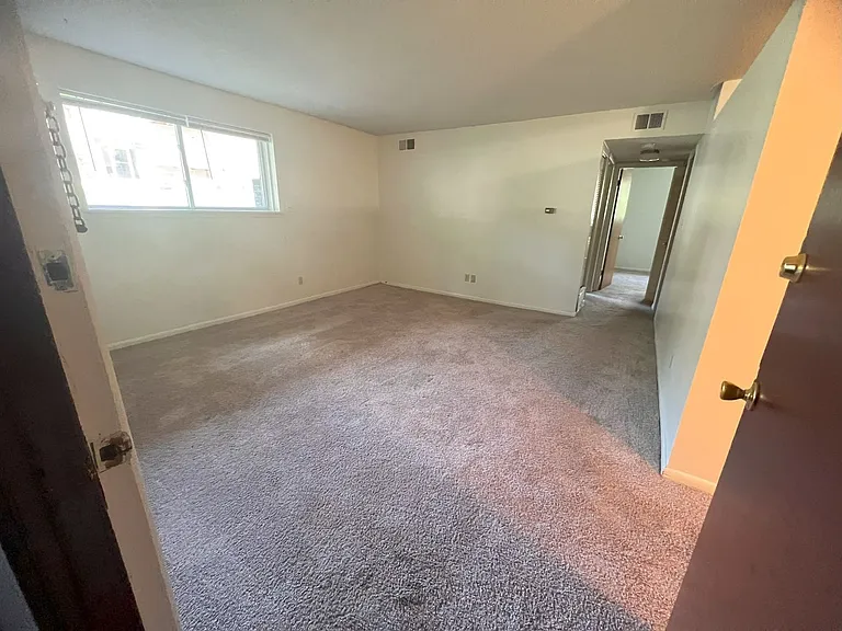3202 University Dr #K — Photo 4