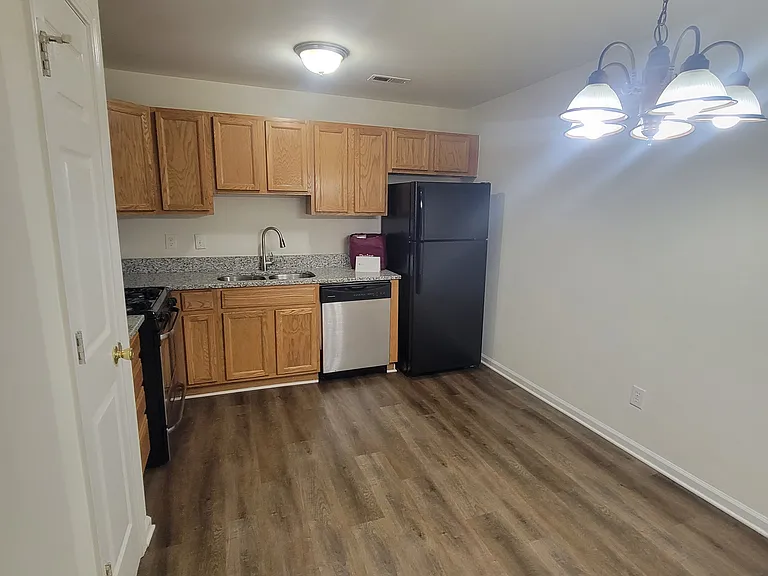 3020 Barrymore St #107 — Photo 4