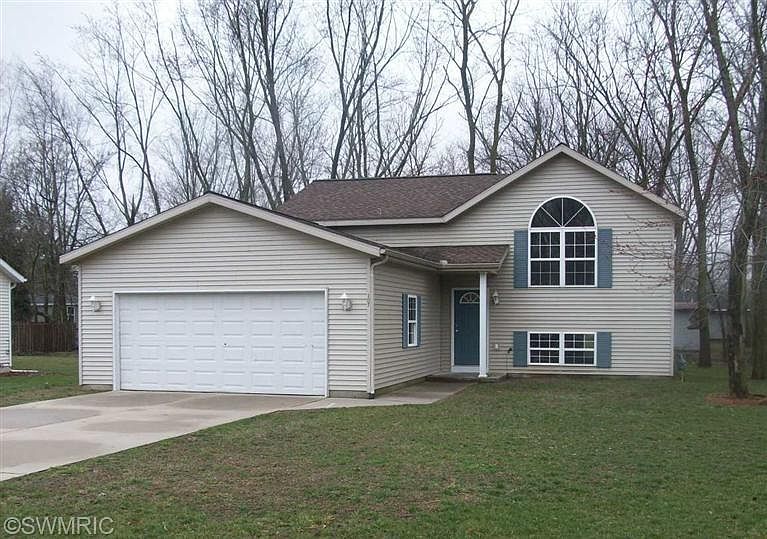 1st image of 107 Glenview Dr