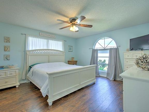 5th image of 1750 Country Meadows Ter
