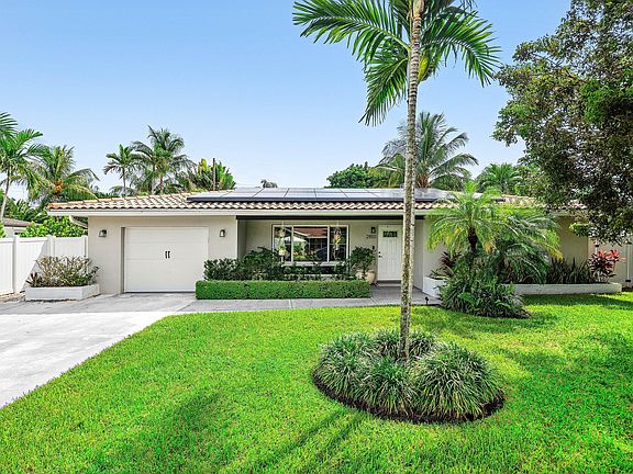 3rd image of 2810 SW 5th Street