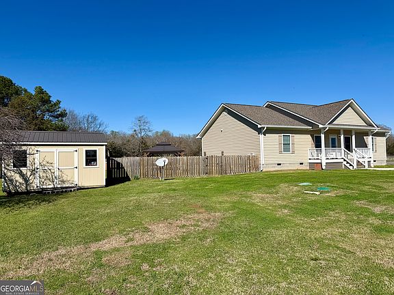 4th image of 1697 Middleton Church Rd