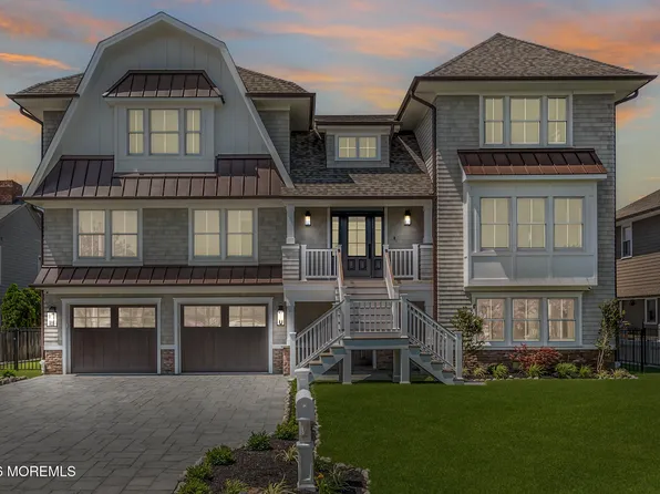 275 Curtis Point Drive, Mantoloking, NJ 08738
