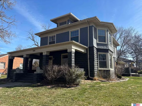 800 N 12th St, Beatrice, NE 68310