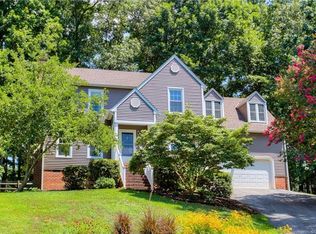 5403 Orchard Grove Ln, Midlothian, VA 23112