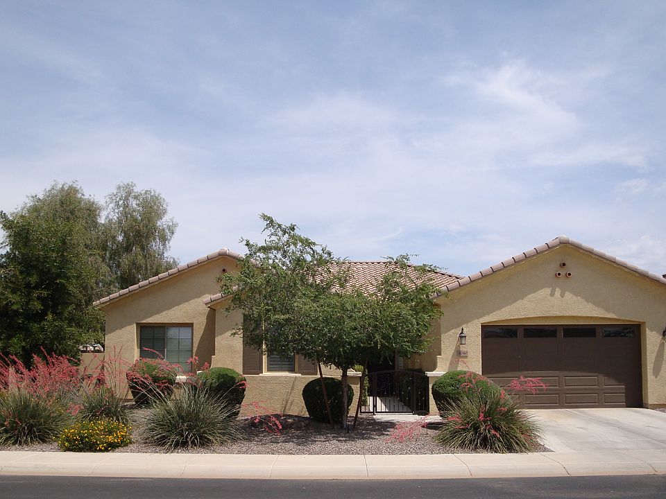1st image of 3040 E Kingbird Dr