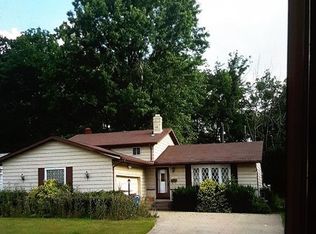 12944 List Ln, Parma, OH 44130