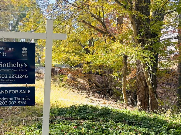 43 Bruschayt Drive, Hamden, CT 06518