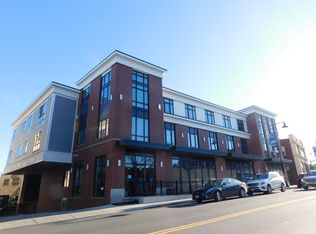 360 Washington St APT 303, Dedham, MA 02026