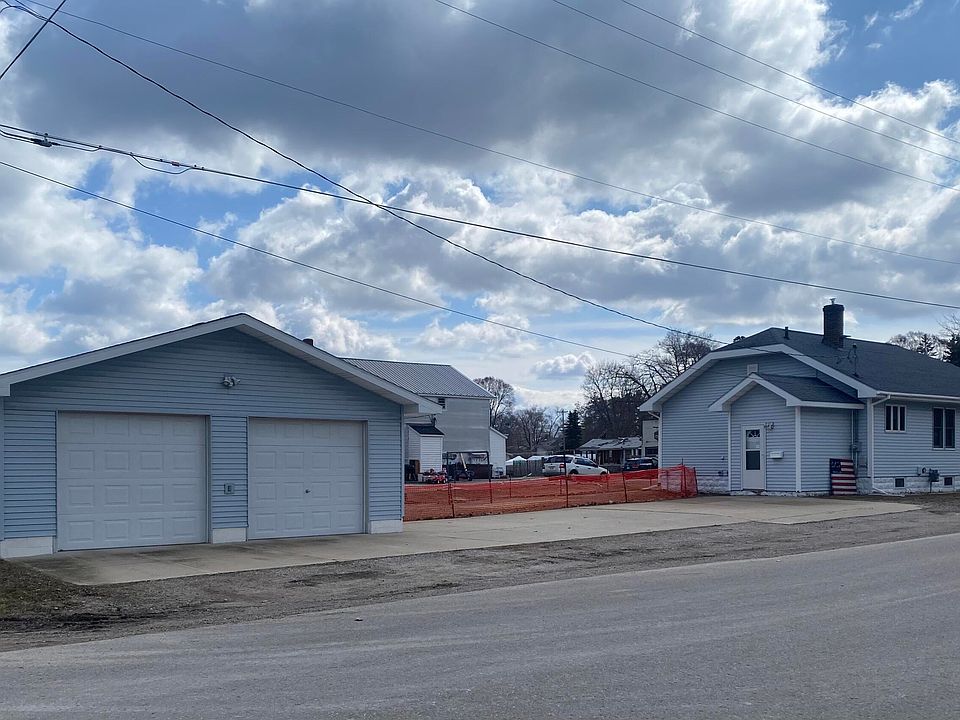 1st image of 1096 Dettloff St