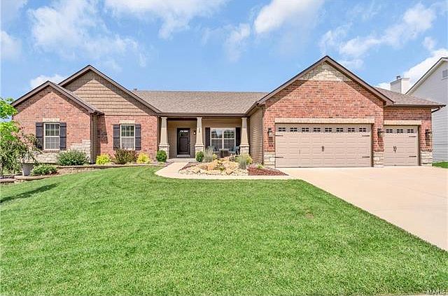 1st image of 35 Fieldstone Estates Ct